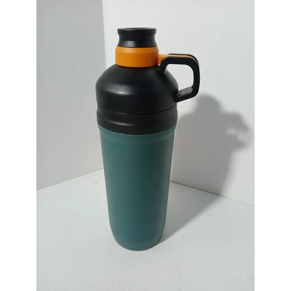 Stanley Adventure Insulated Cold Drink Water Bottle 32 Oz 0.94L Plastic - Picture 2 of 5